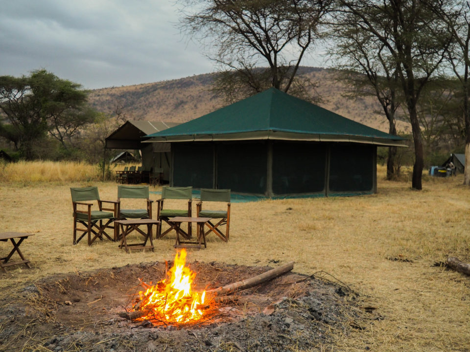 Tansania-Serengeti-Safari-Camp
