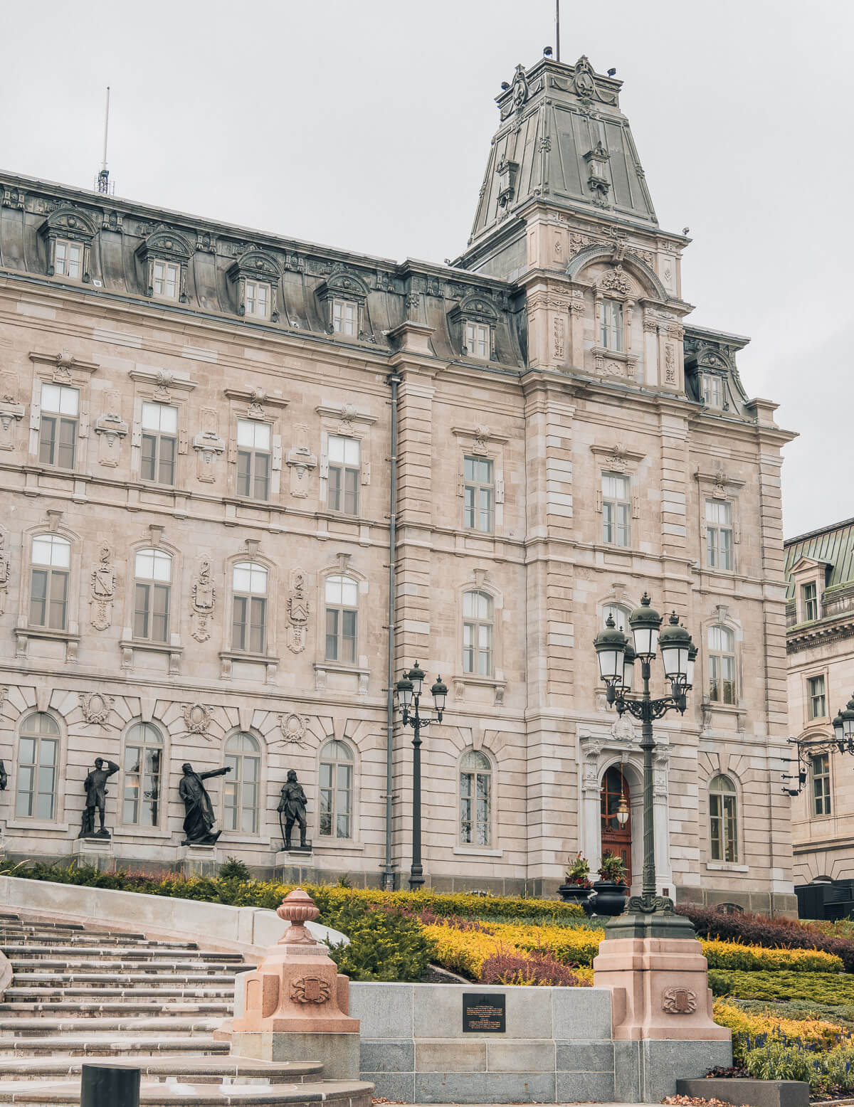 Parlament, Quebec